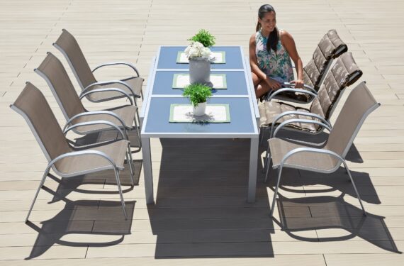 MERXX Garten-Essgruppe "Amalfi", (7 tlg., 6x Stapelsessel, 1x Ausziehtisch 140(200)x90 cm), pulverbeschichtetes Aluminium, aus 100% Polyester, für 6 Personen