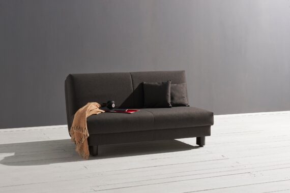 ell + ell Schlafsofa "Enny", Breite 180 cm, Liegehöhe 40 cm, Füße schwarz