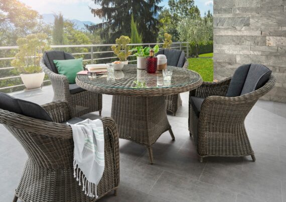 Destiny Garten-Essgruppe "MALAGA LUNA", (13 tlg., 4x Sessel, 1x Tisch, inkl. Auflagen), Aluminium, Polyrattan