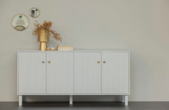 WOOOD Sideboard "Madu", Kommode aus Kiefernholz, aus Stauraum H 78 cm x B 160 cm x T 46 cm