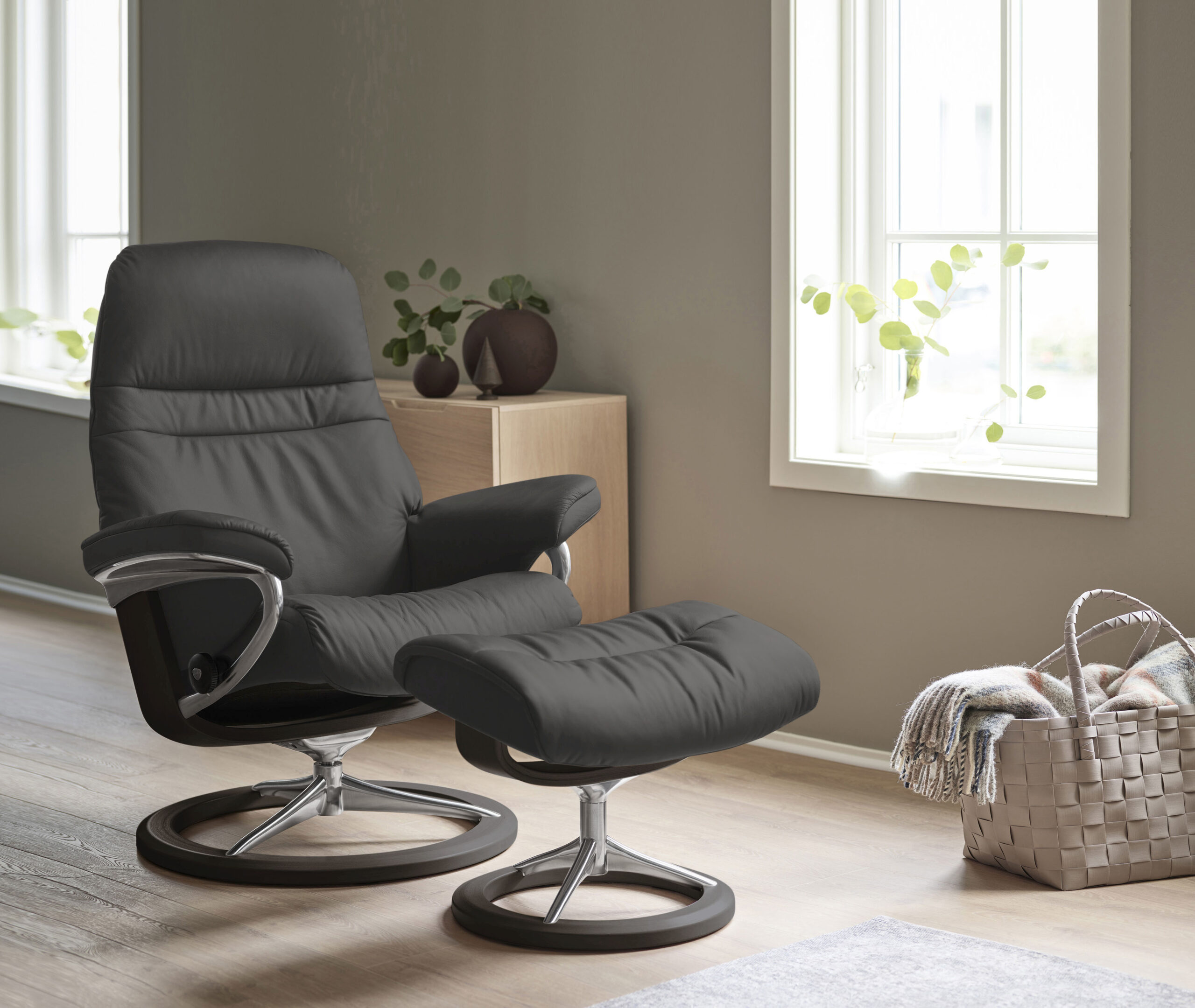 Stressless Relaxsessel „Sunrise“, (Set, Relaxsessel mit Hocker), mit Signature Base, Größe L, Gestell Wenge