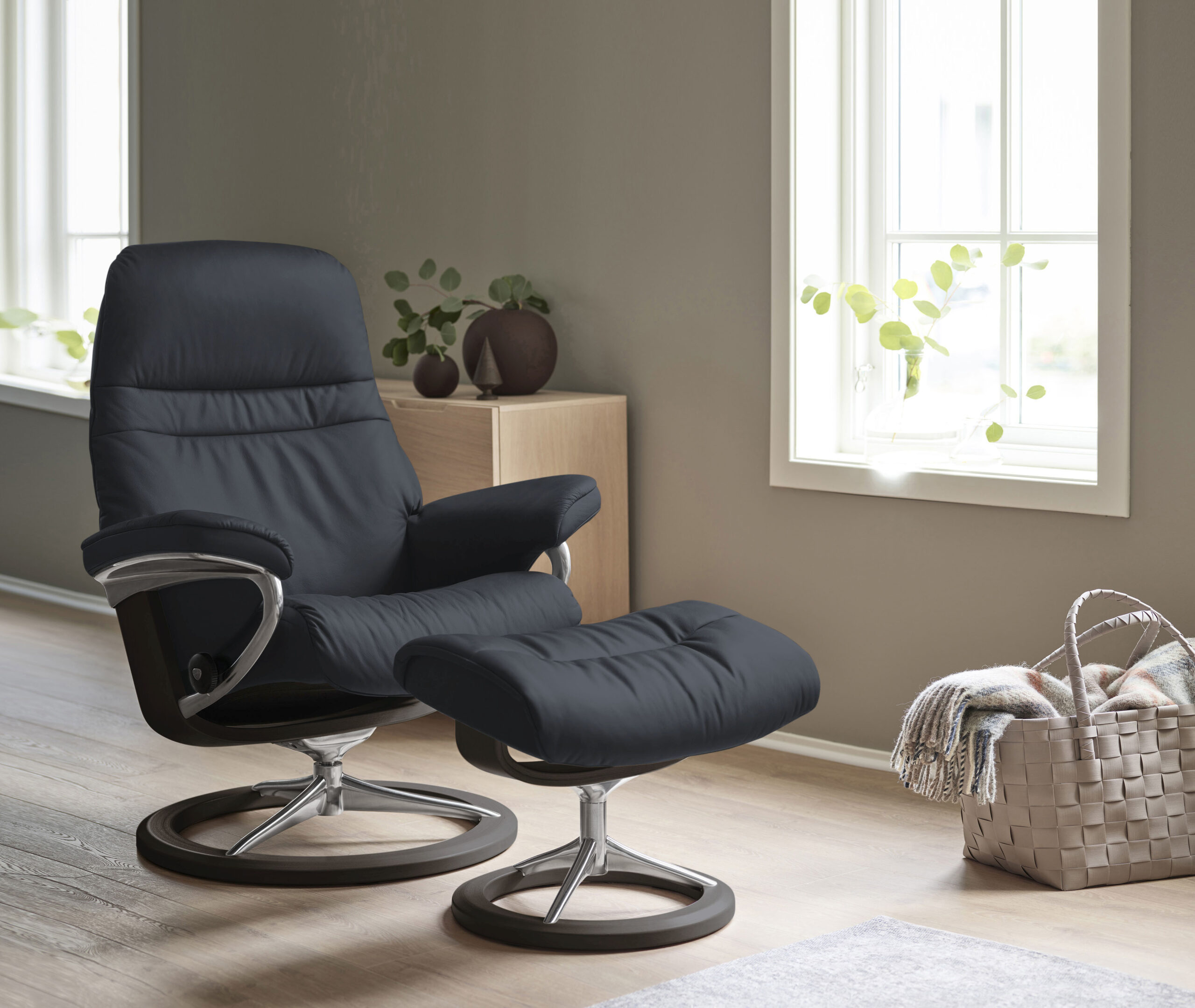 Stressless Relaxsessel „Sunrise“, (Set, Relaxsessel mit Hocker), mit Signature Base, Größe M, Gestell Wenge