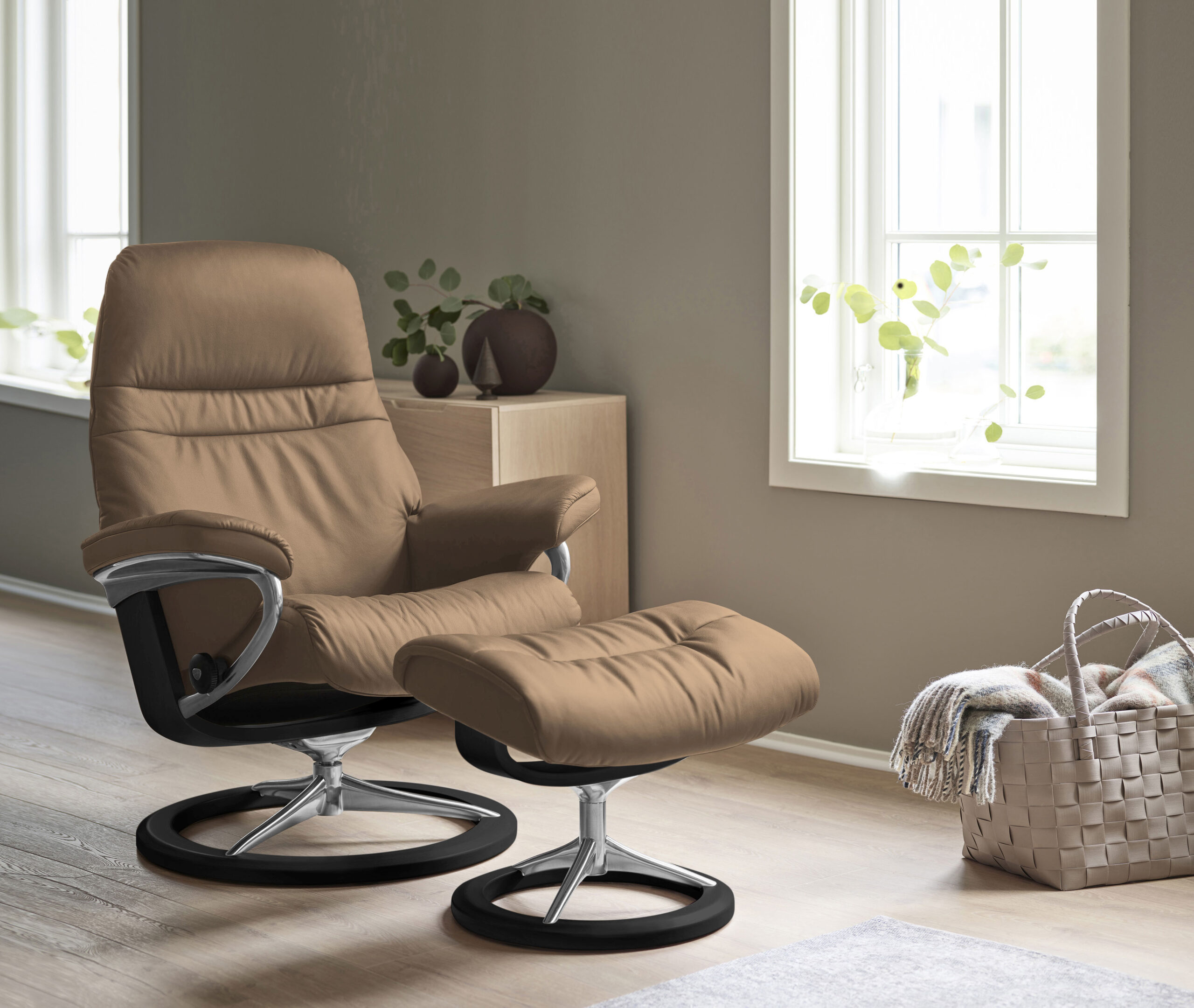 Stressless Relaxsessel „Sunrise“, (Set, Relaxsessel mit Hocker), mit Signature Base, Größe S, Gestell Schwarz